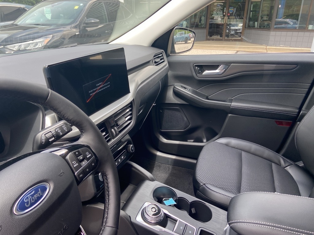 2025 Ford Escape Plug-in hybrid PHEV - Photo 13