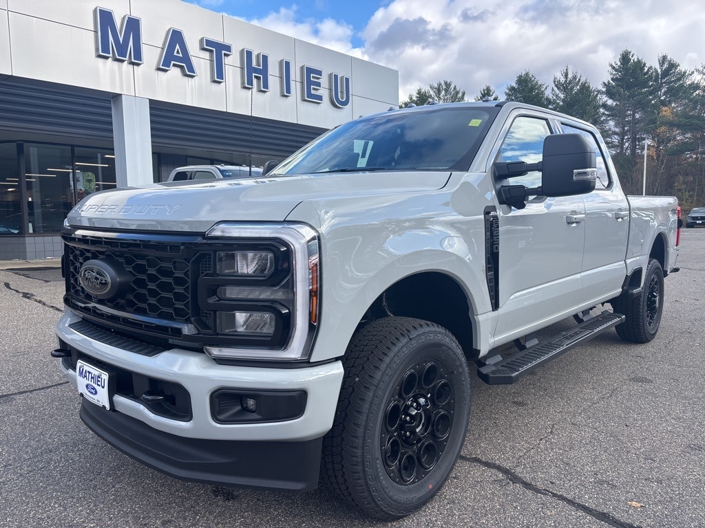 2026 Ford F-250 Super Duty XLT's photo