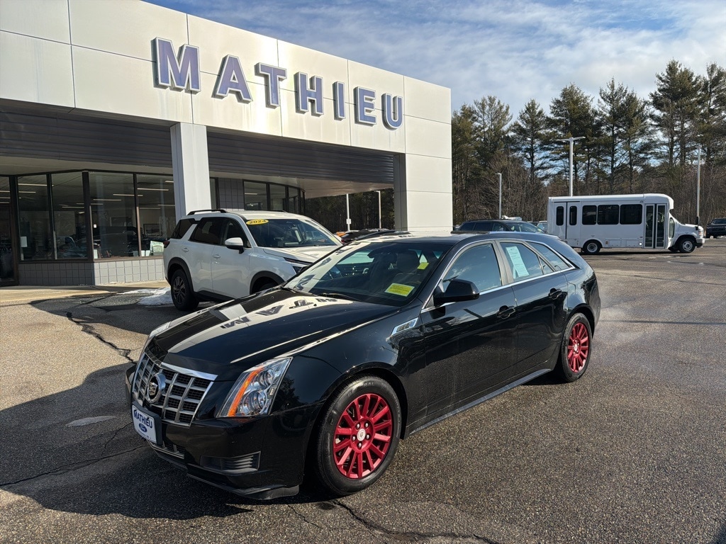 2014 Cadillac CTS Sport Wagon Luxury Collection's photo