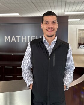 Staff member Miguel Muniz-Fuentes from ID_259d8bb39944