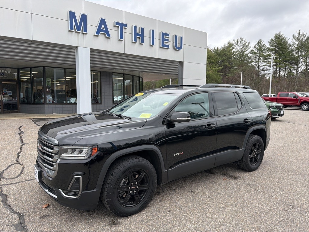 2021 GMC Acadia AT4's photo