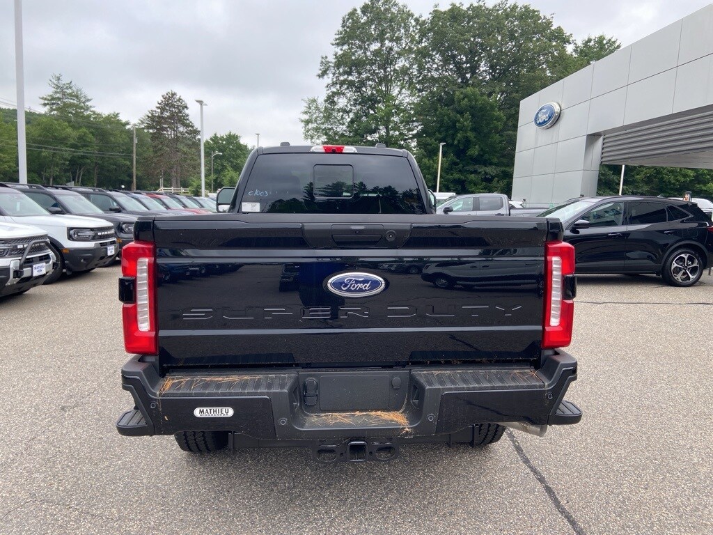 2025 Ford F-350 XL photo 4