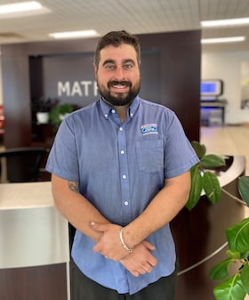 Staff member Zack Stone from ID_259d8bb39944