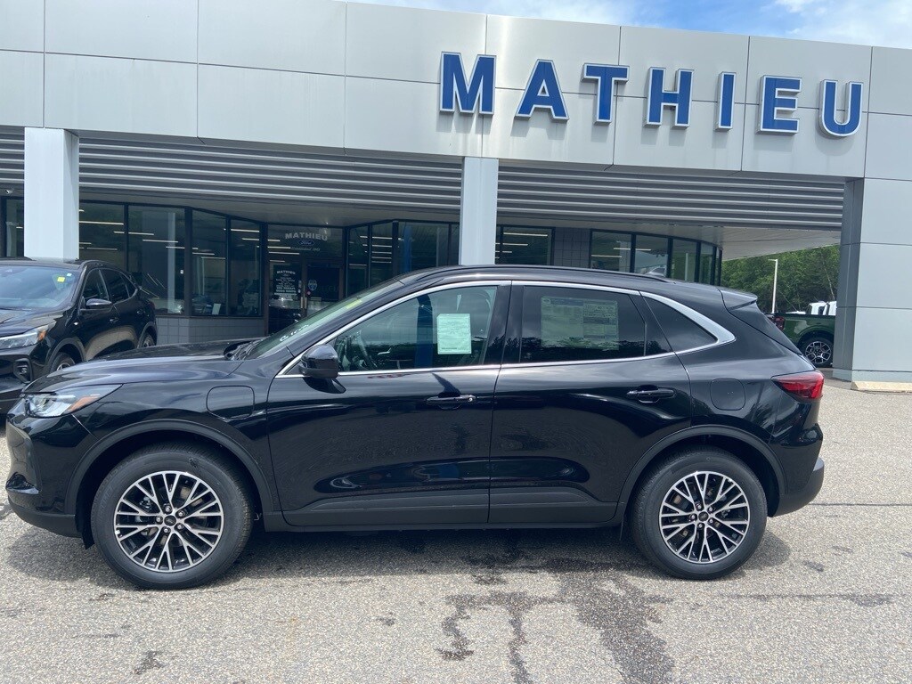 2025 Ford Escape Base photo 3