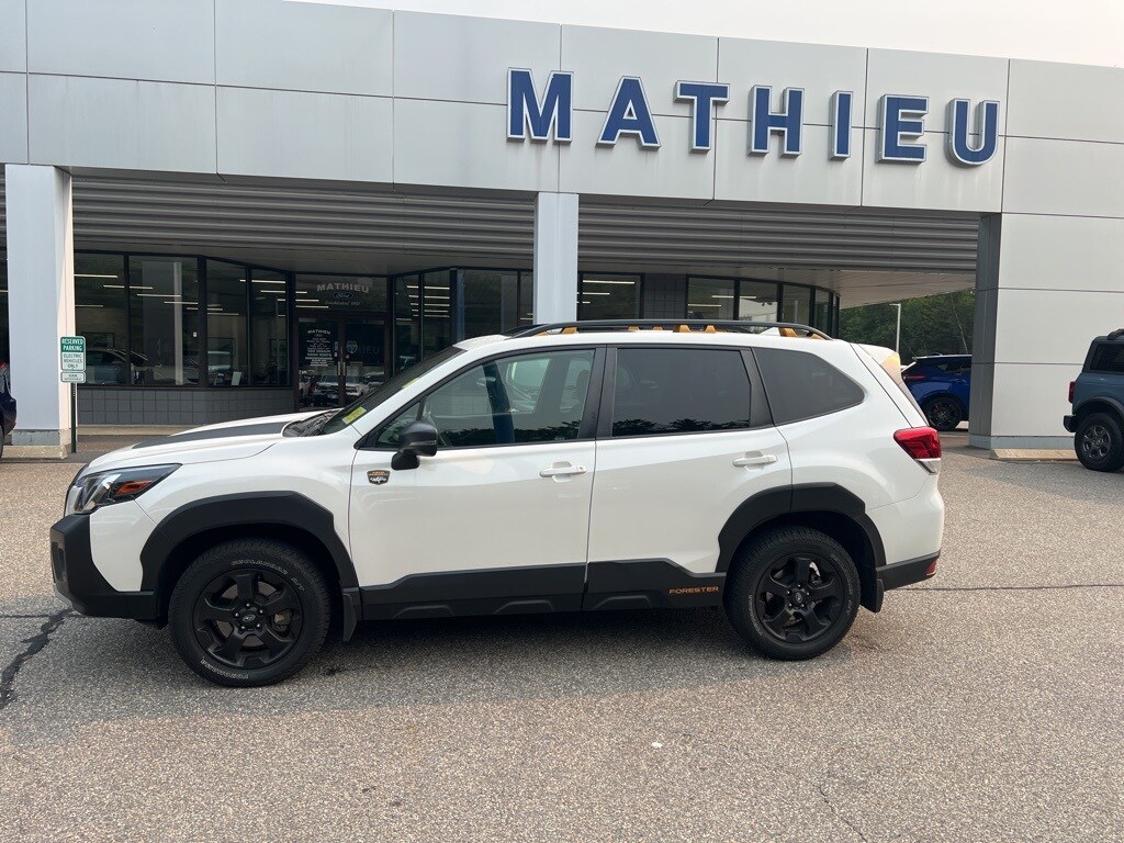 2022 Subaru Forester Wilderness photo 2
