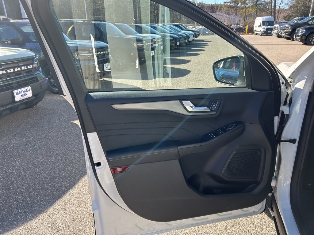 2025 Ford Escape Plug-in hybrid PHEV - Photo 15