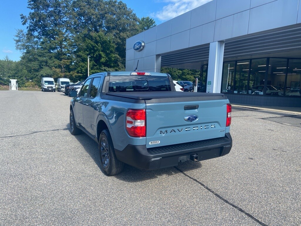 2023 Ford Maverick XLT photo 2