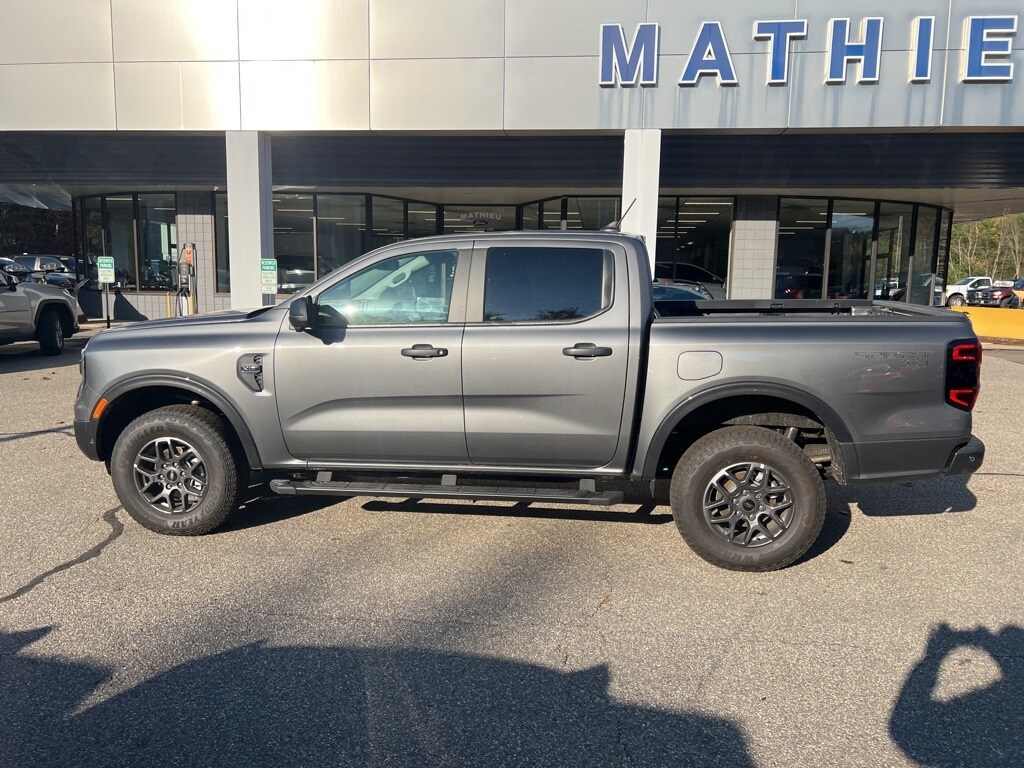 2024 Ford Ranger XLT photo 2