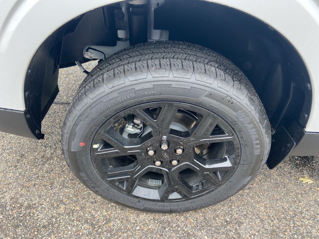 2025 Ford Maverick XLT - Photo 22