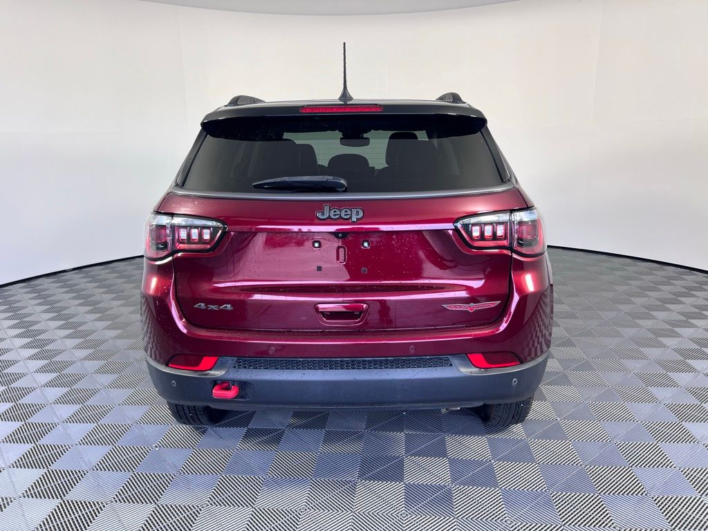 2022 Jeep Compass Trailhawk photo 3