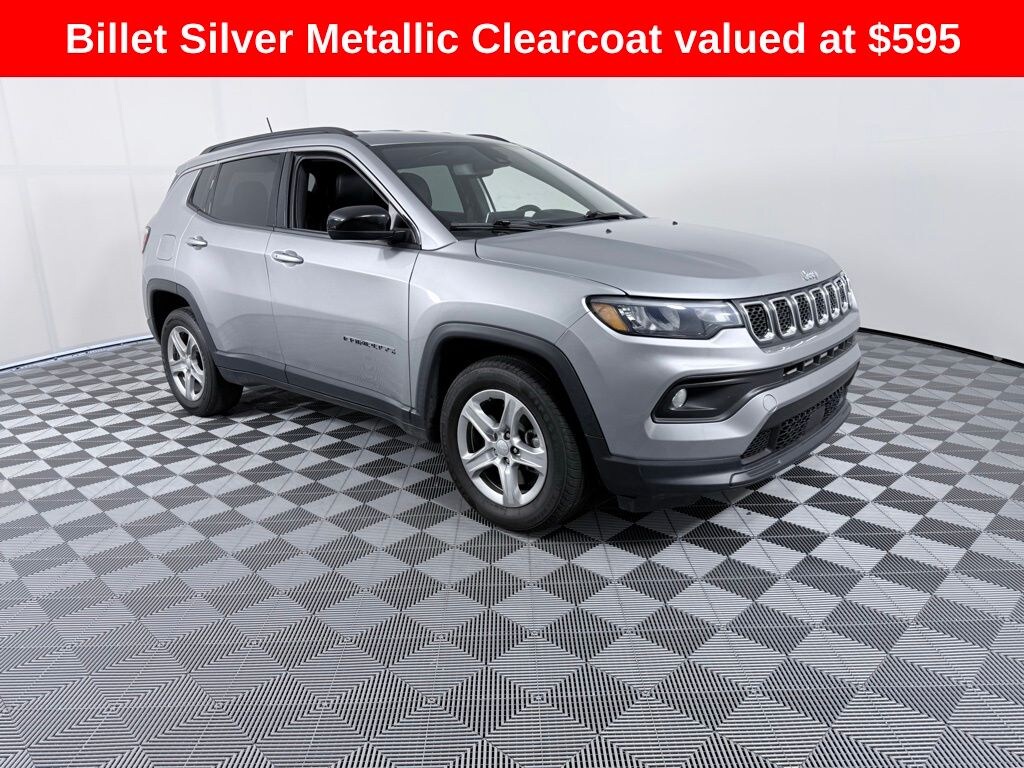 Used 2023 Jeep Compass Latitude SUV