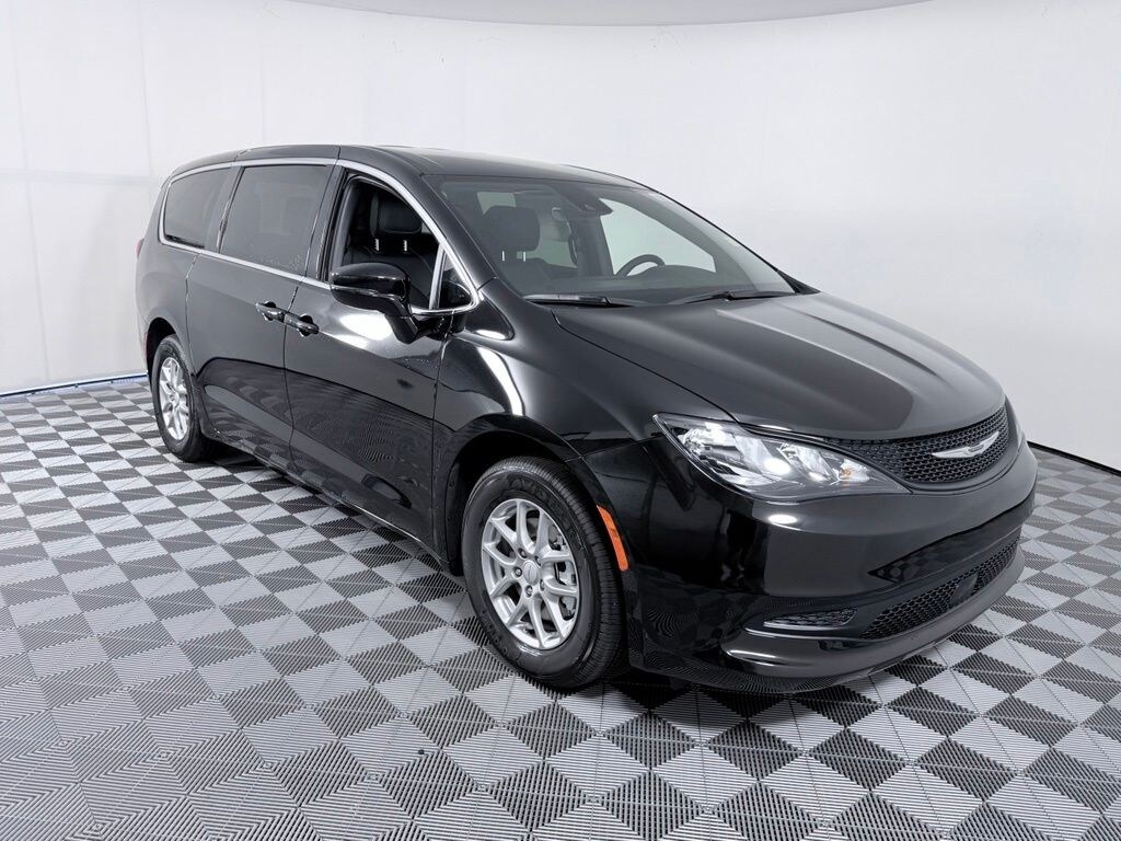 New 2027 Chrysler Pacifica LX Passenger Van