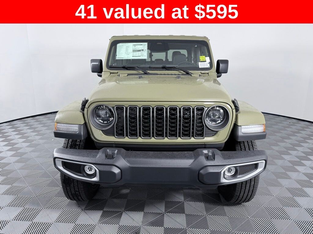 New 2026 Jeep Gladiator SAHARA 4X4 Pickup