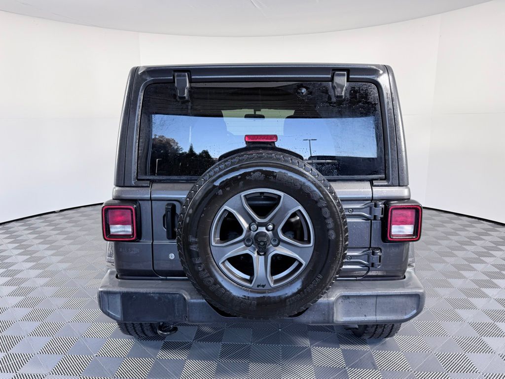 2019 Jeep Wrangler Unlimited Sport photo 4
