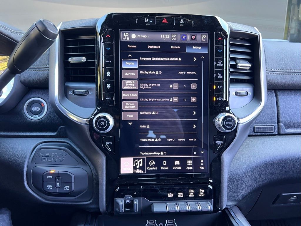 2026 RAM 2500 Laramie - Photo 16