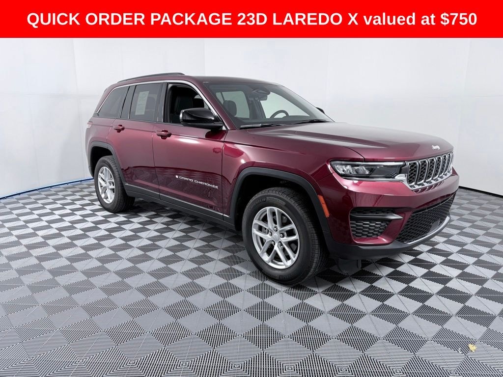 Used 2025 Jeep Grand Cherokee Laredo SUV