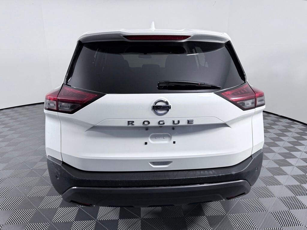 Used 2021 Nissan Rogue SV SUV