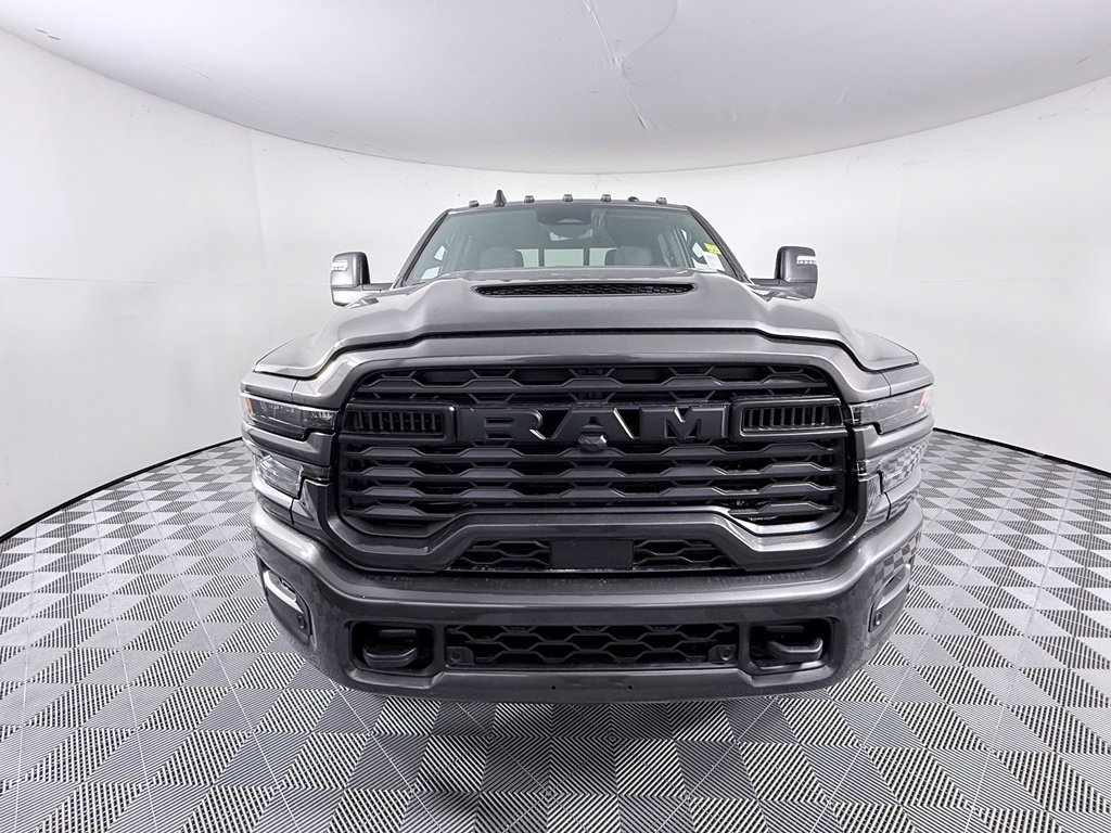New 2027 Ram 2500 TRADESMAN CREW CAB 4X4 Pickup