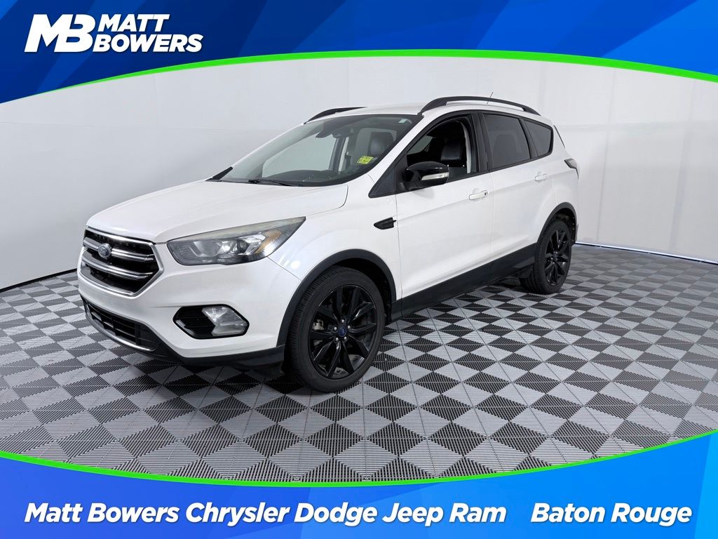 2017 Ford Escape Titanium's photo