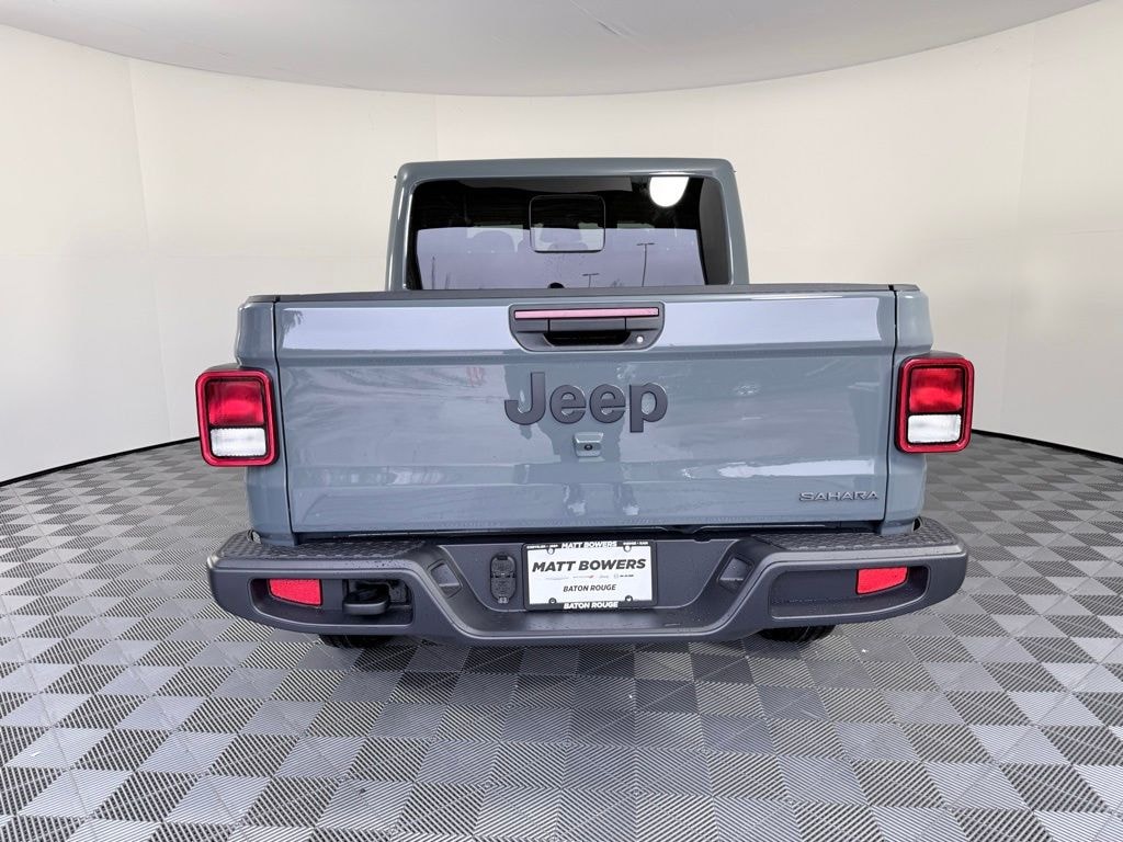 New 2026 Jeep Gladiator SAHARA 4X4 Pickup