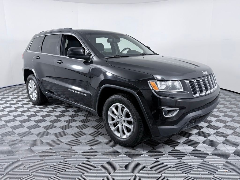 Used 2015 Jeep Grand Cherokee Laredo 4x2 SUV