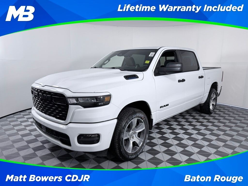 New 2026 Ram 1500 EXPRESS CREW CAB 4X2 5'7 BOX Pickup