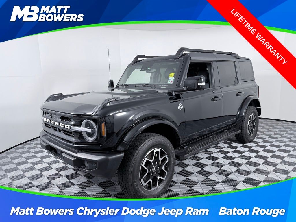 2023 Ford Bronco 4-Door Outer Banks's photo