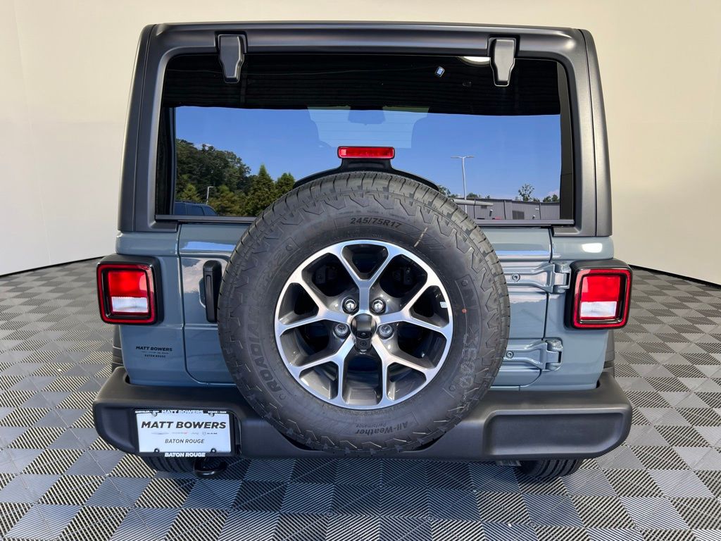 2025 Jeep Wrangler Sport S photo 4