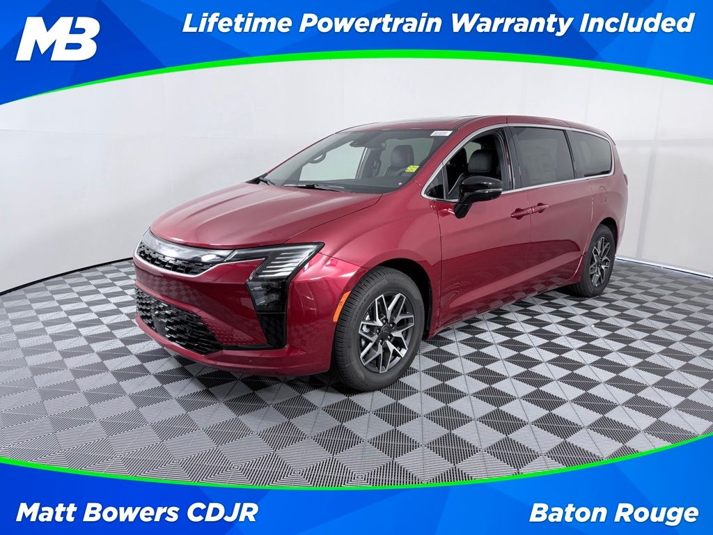 2027 Chrysler Pacifica Limited's photo