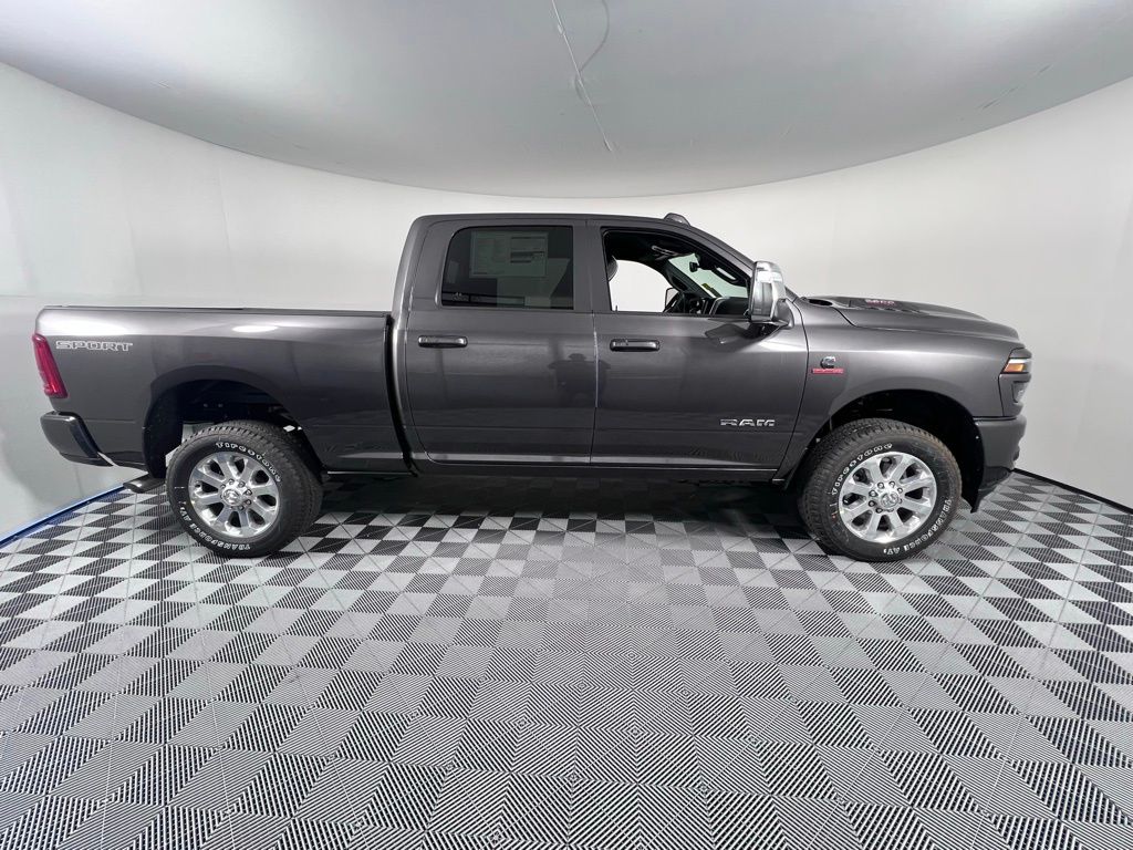 2026 RAM 2500 Laramie - Photo 8