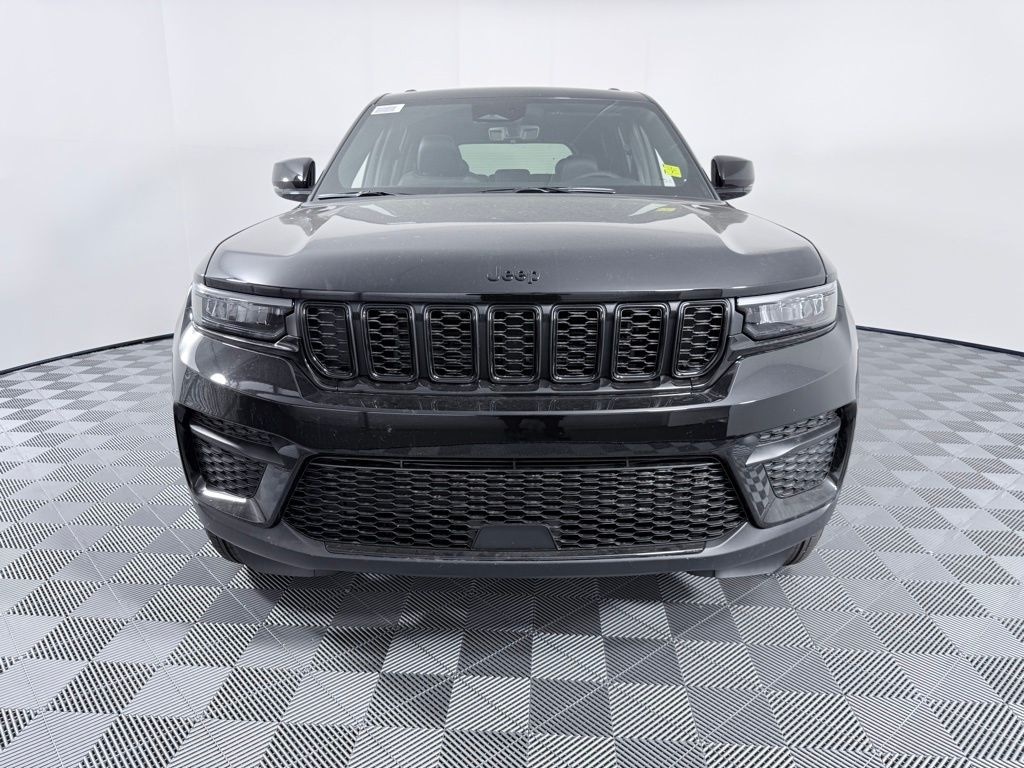 New 2025 Jeep Grand Cherokee ALTITUDE X 4X2 Sport Utility