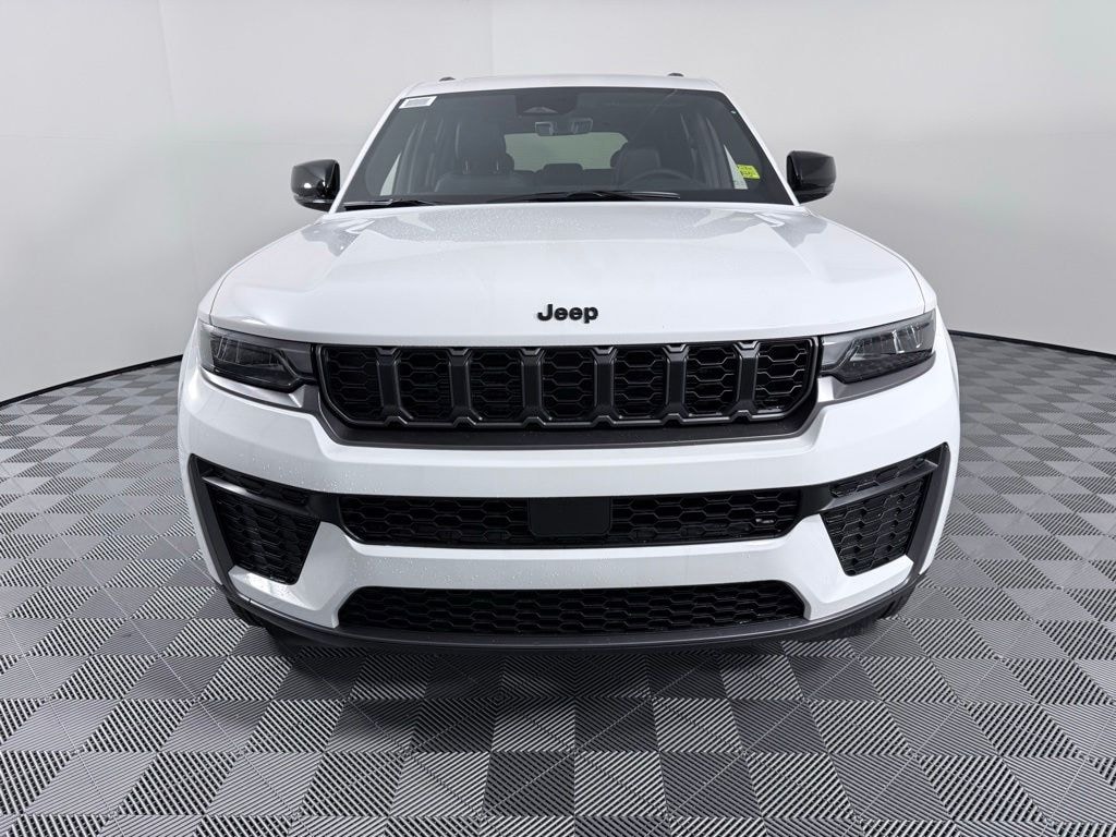 New 2026 Jeep Grand Cherokee LAREDO ALTITUDE 4X2 Sport Utility