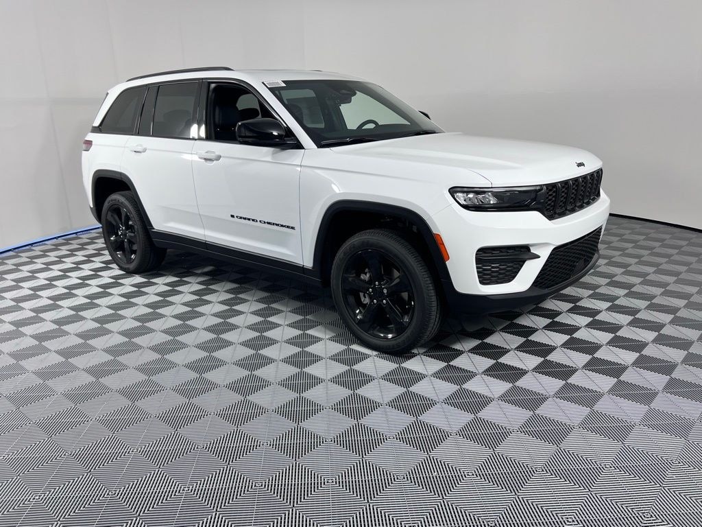 New 2025 Jeep Grand Cherokee ALTITUDE X 4X4 Sport Utility
