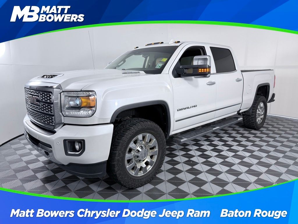 2019 GMC Sierra 4WD Crew Cab Standard Box Denali's photo