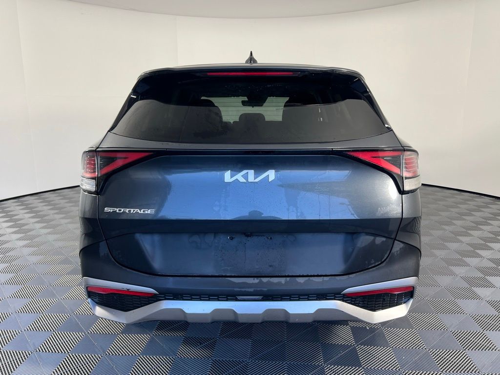 2023 Kia Sportage LX photo 3