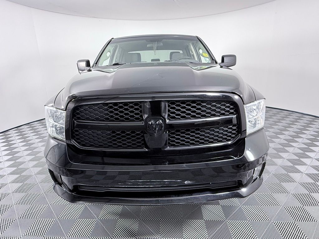 2013 Ram 1500 Tradesman Express photo 2
