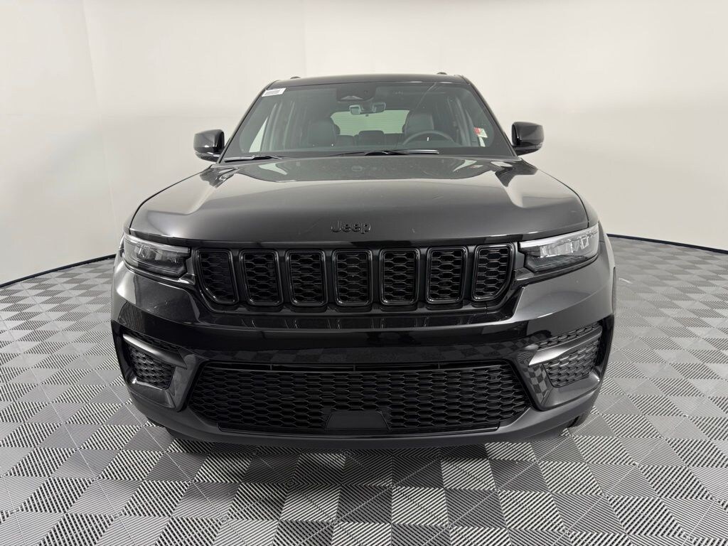 New 2025 Jeep Grand Cherokee ALTITUDE X 4X4 Sport Utility
