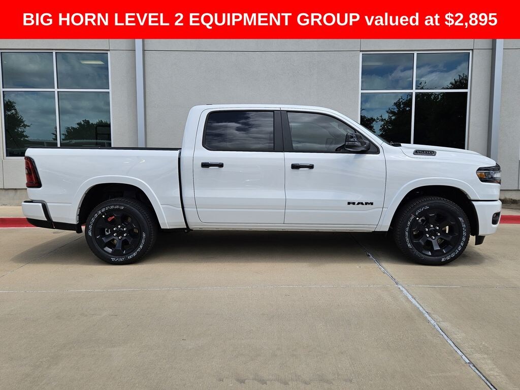 New 2026 Ram 1500 LONE STAR CREW CAB 4X2 5'7 BOX Pickup