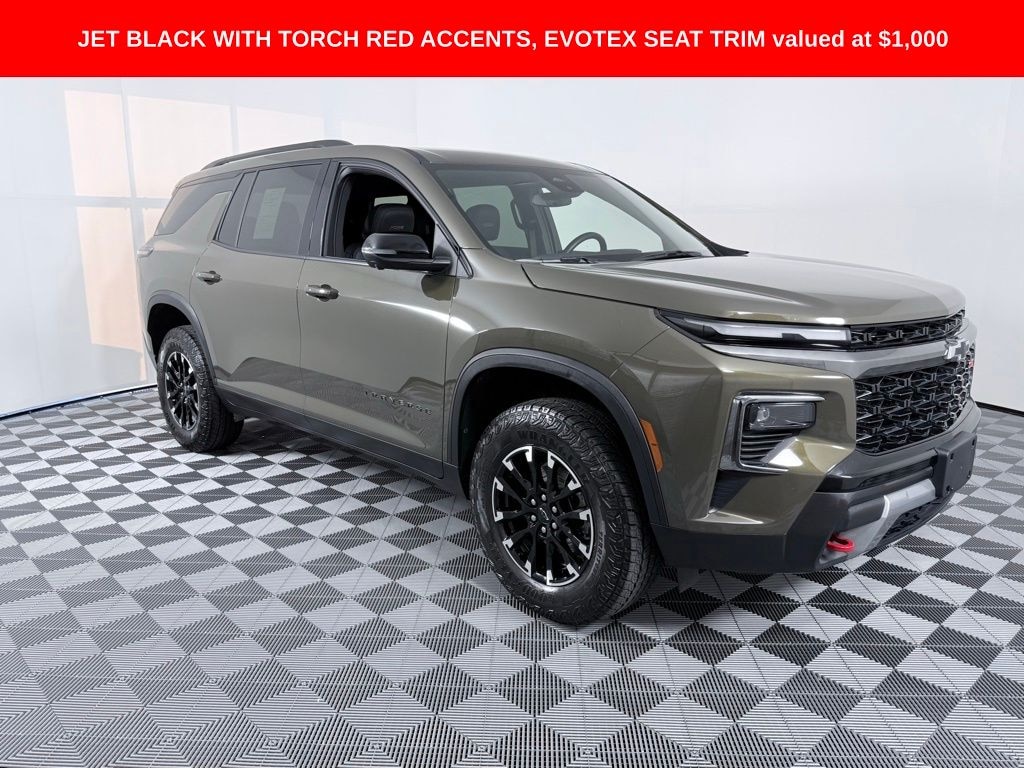 Used 2024 Chevrolet Traverse Z71 SUV