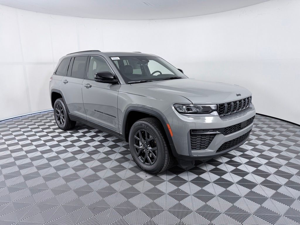 New 2027 Jeep Grand Cherokee 2 Row LAREDO 4X Sport Utility