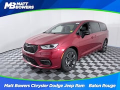 2026 Chrysler Pacifica SELECT Passenger Van