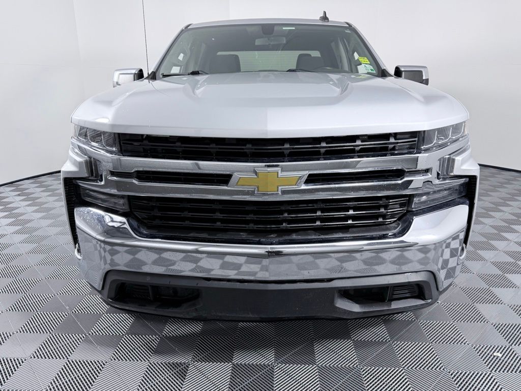 2019 Chevrolet Silverado 1500 LT photo 3