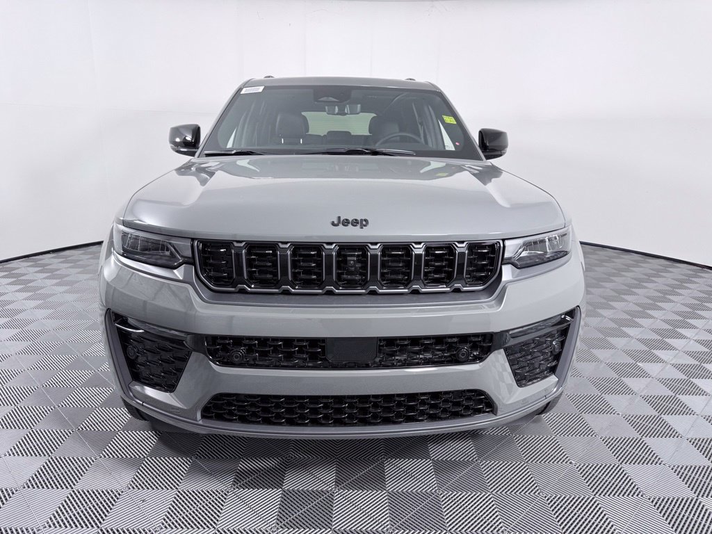 New 2027 Jeep Grand Cherokee 2 Row LIMITED 4X4 Sport Utility