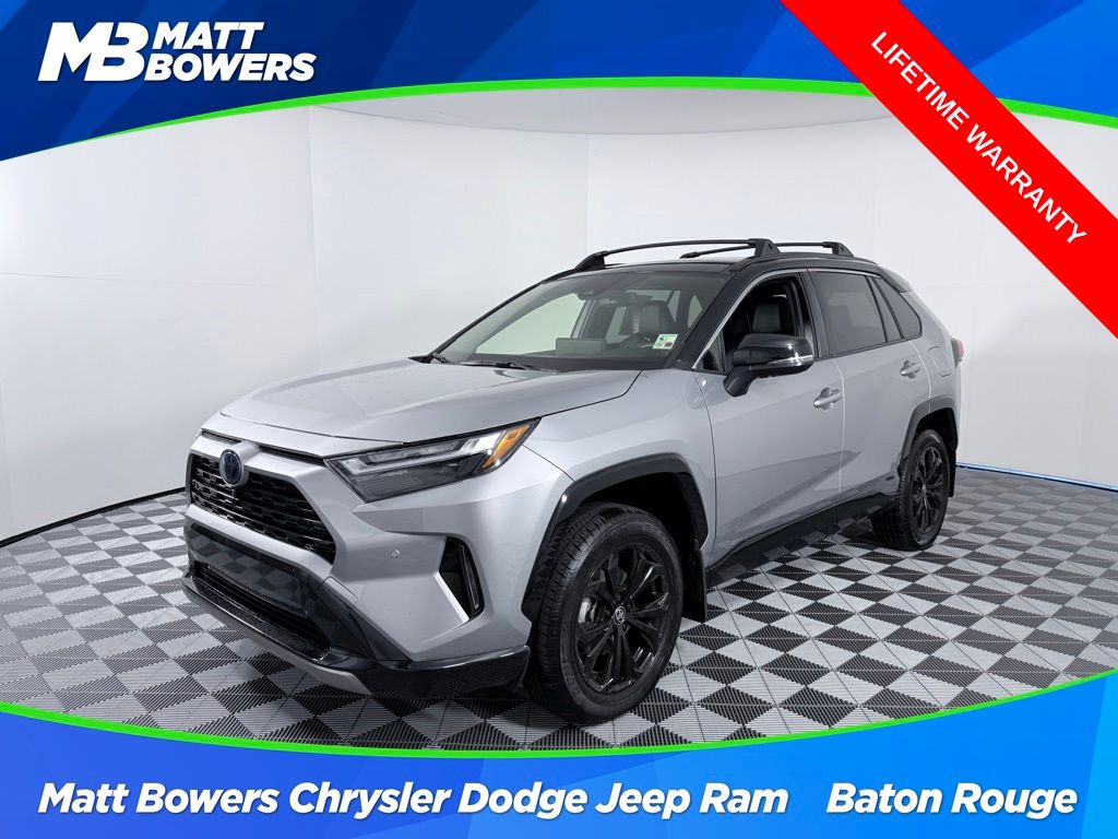2024 Toyota RAV4 XSE's photo
