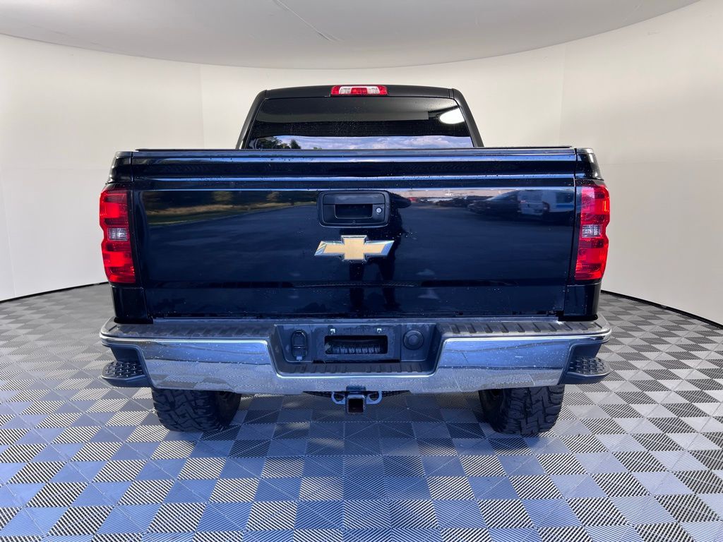 2014 Chevrolet Silverado 1500 LT photo 3