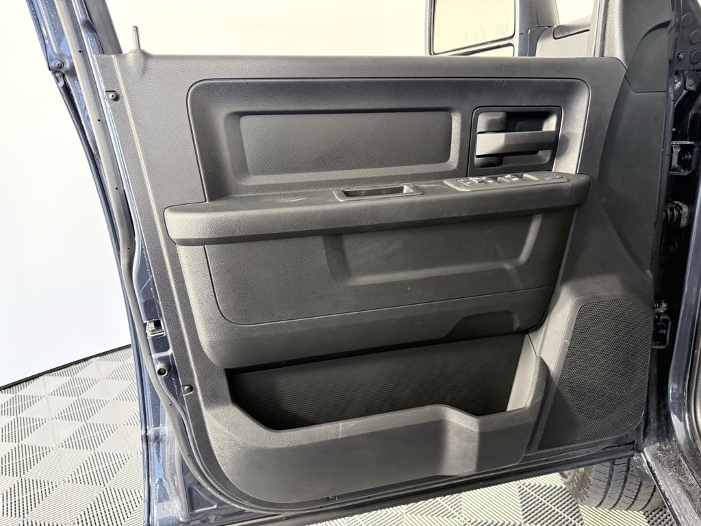 2026 RAM 2500 Tradesman - Photo 9