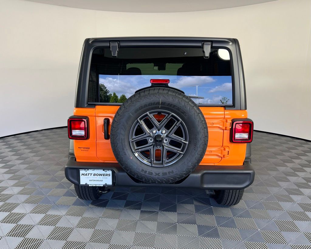 2025 Jeep Wrangler Sport S photo 4