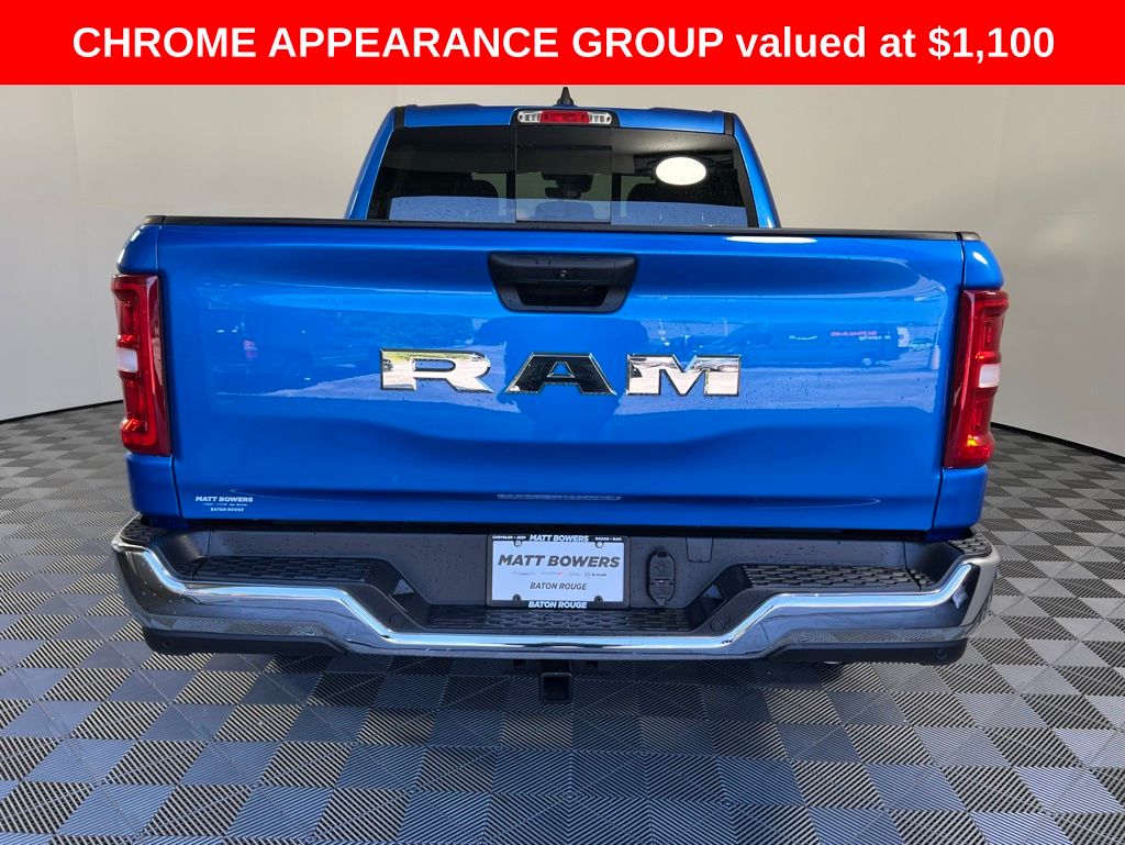 2025 Ram 1500 Tradesman photo 4