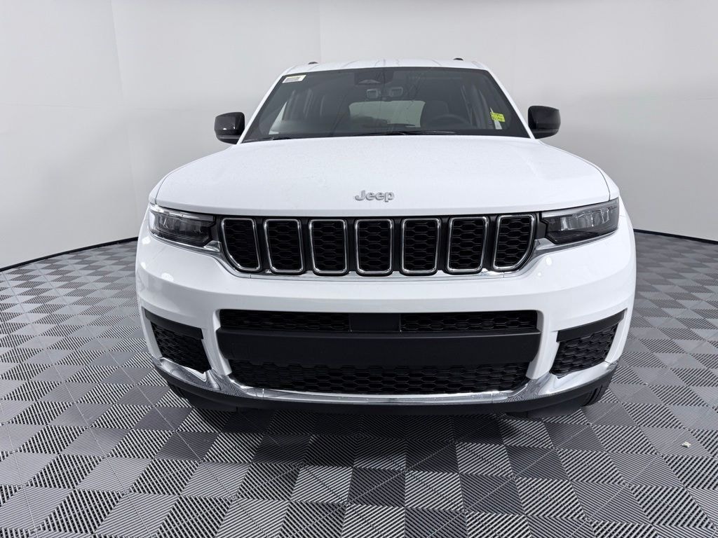 New 2025 Jeep Grand Cherokee L LAREDO 4X2 Sport Utility
