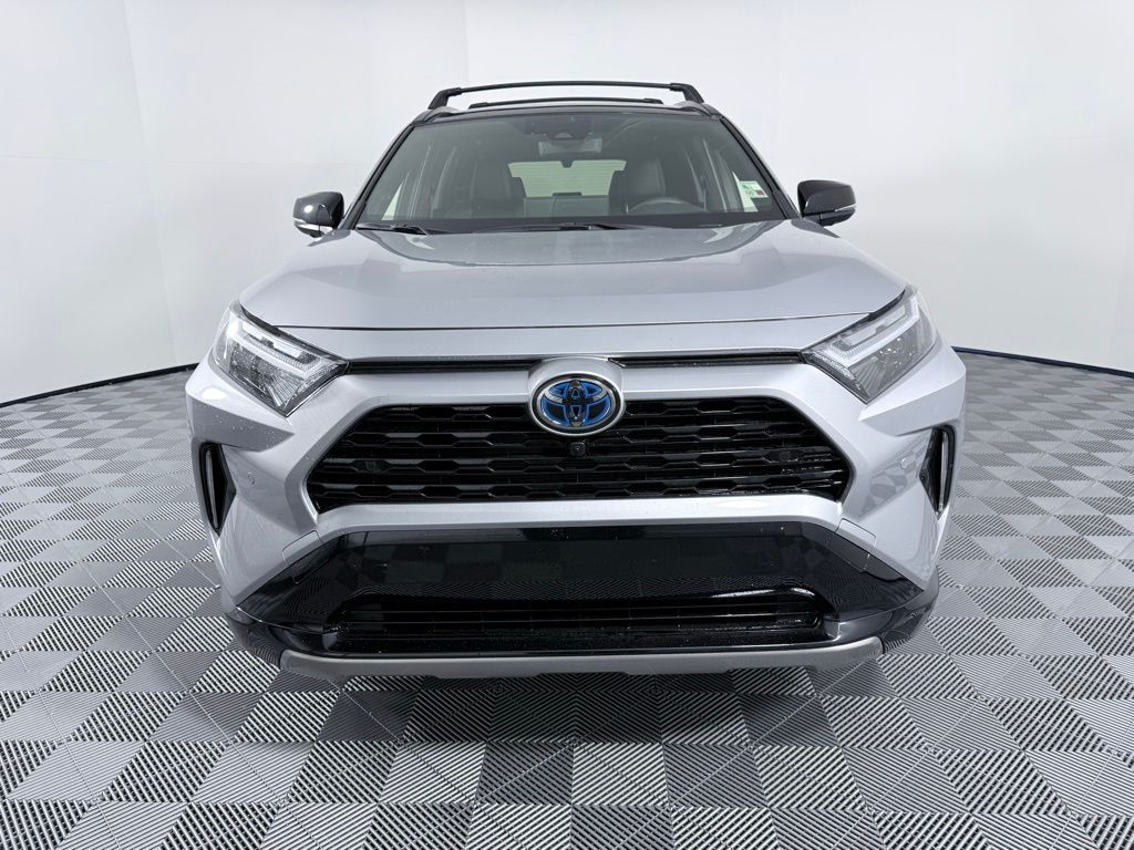 2024 Toyota RAV4 Hybrid XSE photo 2